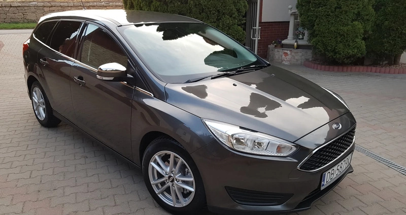 Ford Focus cena 36500 przebieg: 131000, rok produkcji 2017 z Strzegom małe 742
